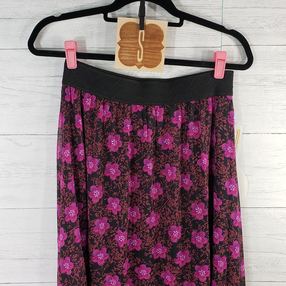 Small LuLaRoe Lucy